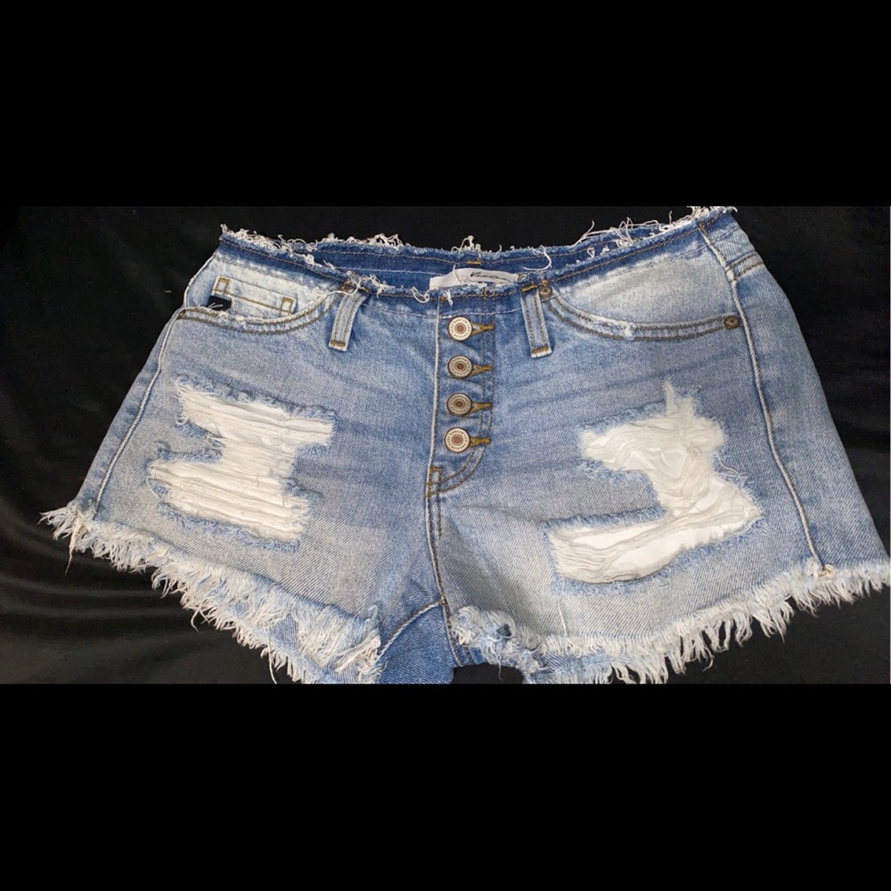 KanCan shorts😍
